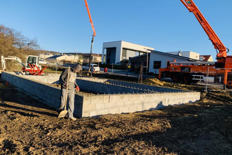 Stavba domu Edelstal 4, Rakúsko / - video Stavba domu Edelstal 4, Rakúsko / - video