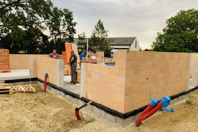 Stavba domu Gattendorf 5, Rakúsko / - video Stavba domu Gattendorf 5, Rakúsko / - video