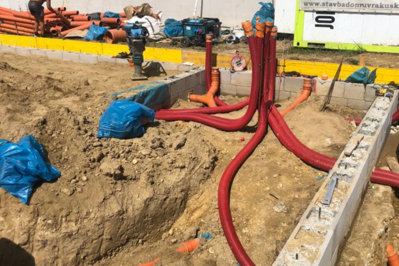 Stavebný denník - zoznam / Realizačné oddelenie: Zemné práce a zakladanie RD JUR23 Edelstal, Rakúsko - foto Stavebný denník - zoznam / Realizačné oddelenie: Zemné práce a zakladanie RD JUR23 Edelstal, Rakúsko - foto